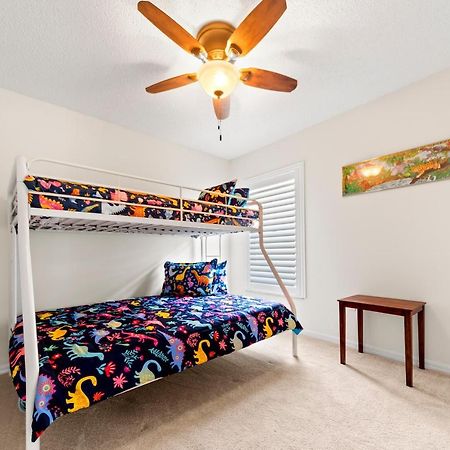 شقة Private Oasis In Kissimmee - Pool, Bbq, Free Parking أورلاندو المظهر الخارجي الصورة